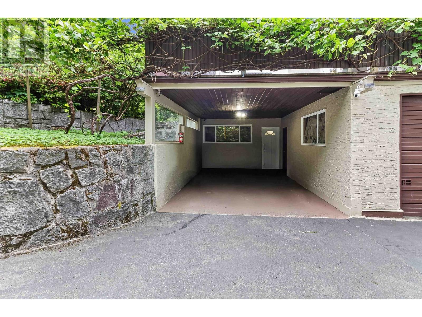 4540 Mountain Highway, North Vancouver, British Columbia  V7K 2K6 - Photo 27 - R3025939