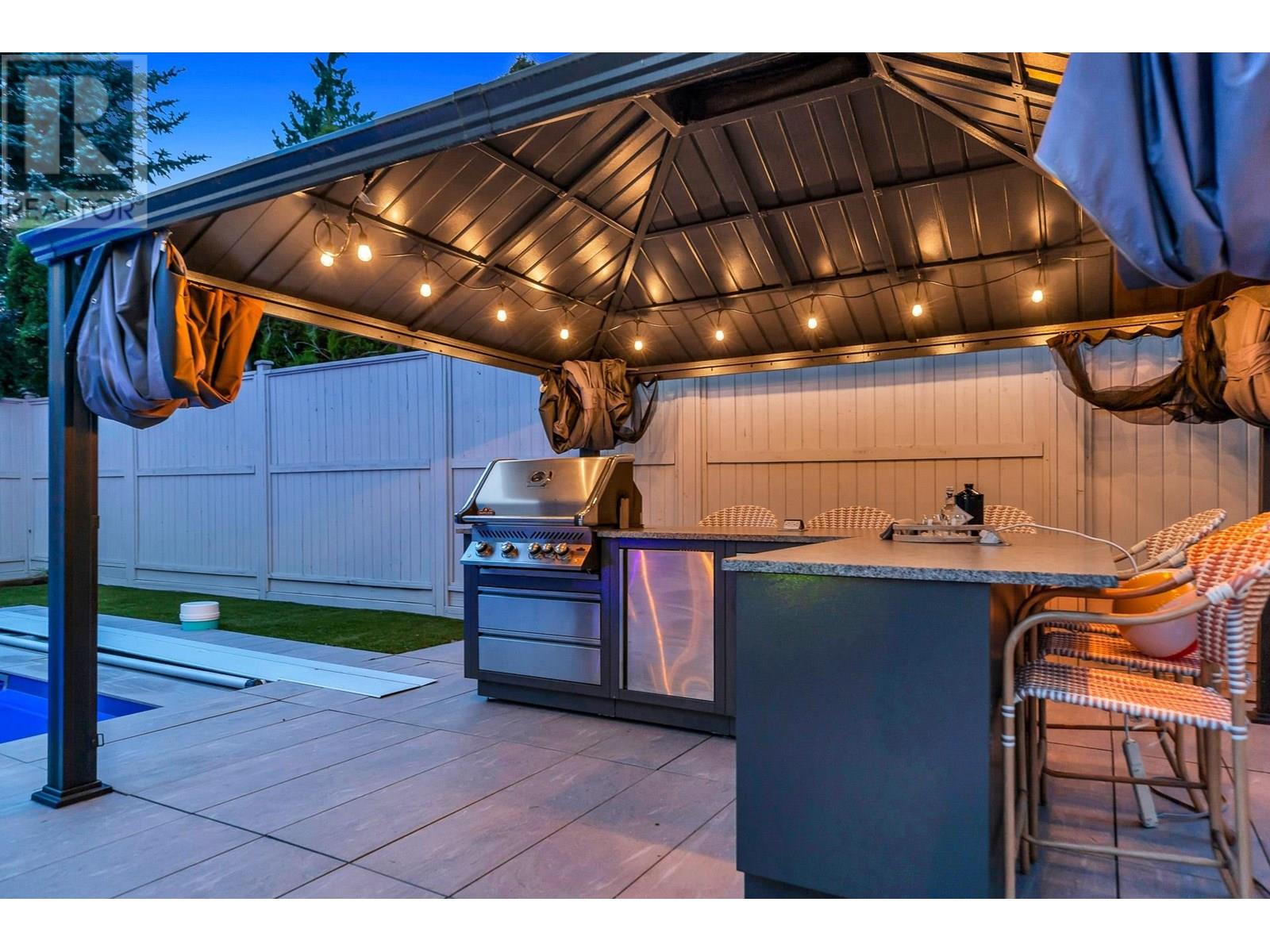 Property at 2021 RUFUS DRIVE image 5