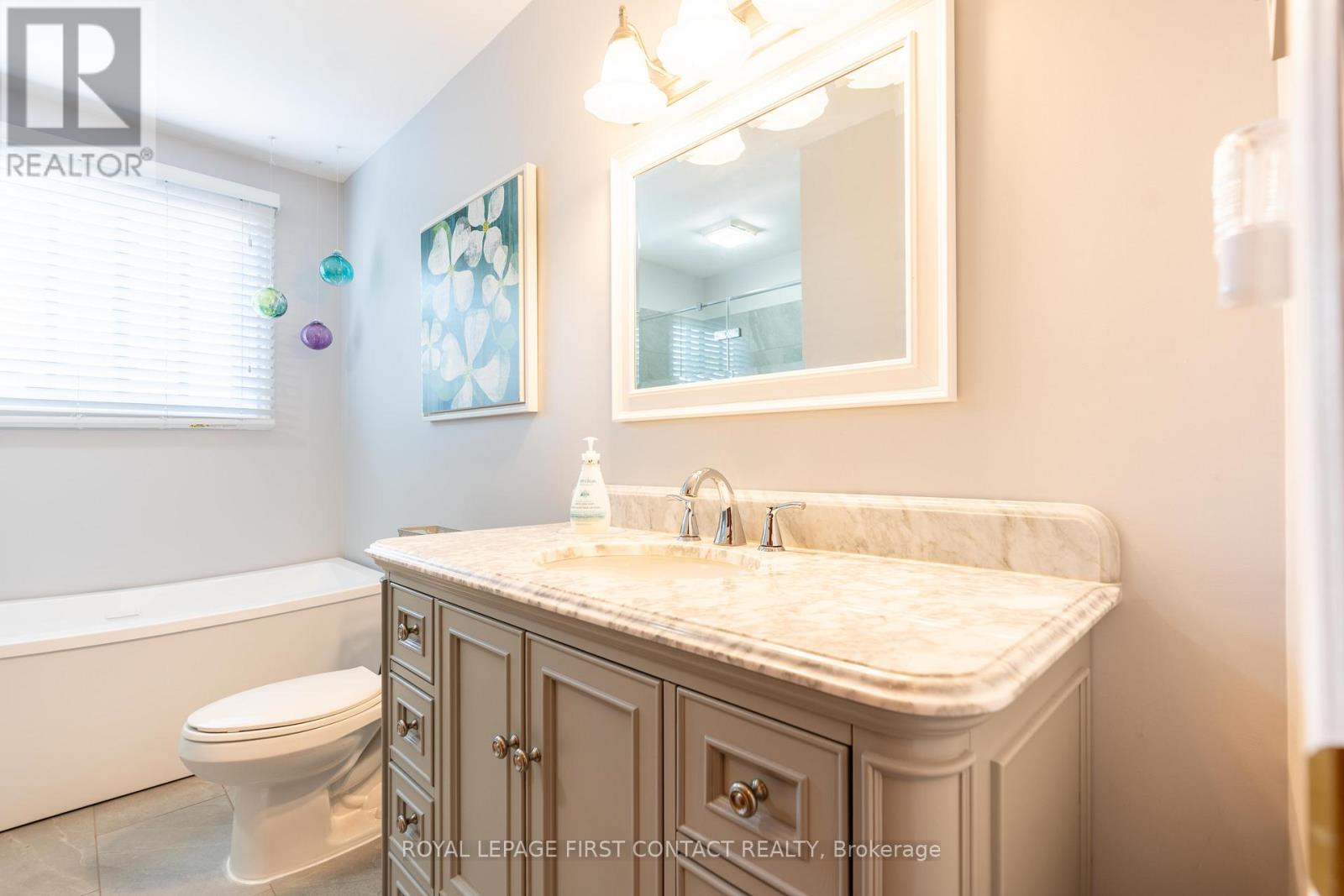 10 Grand Place, Barrie, Ontario  L4N 4Y3 - Photo 10 - S12279846