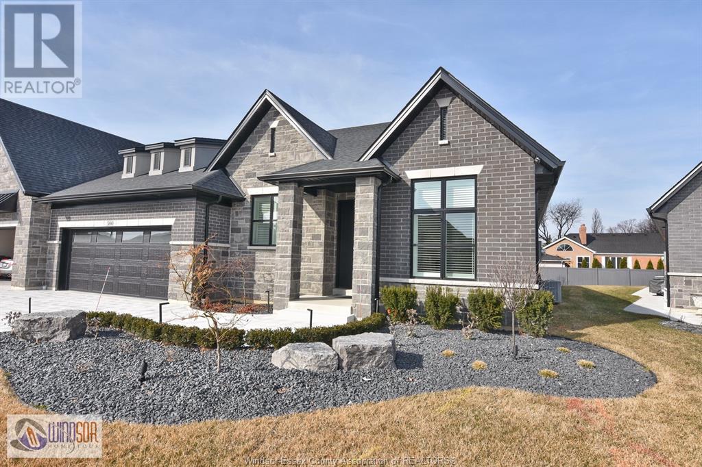 MLS# 25017695: 300 XAVIER CIRCLE, Lakeshore, Canada