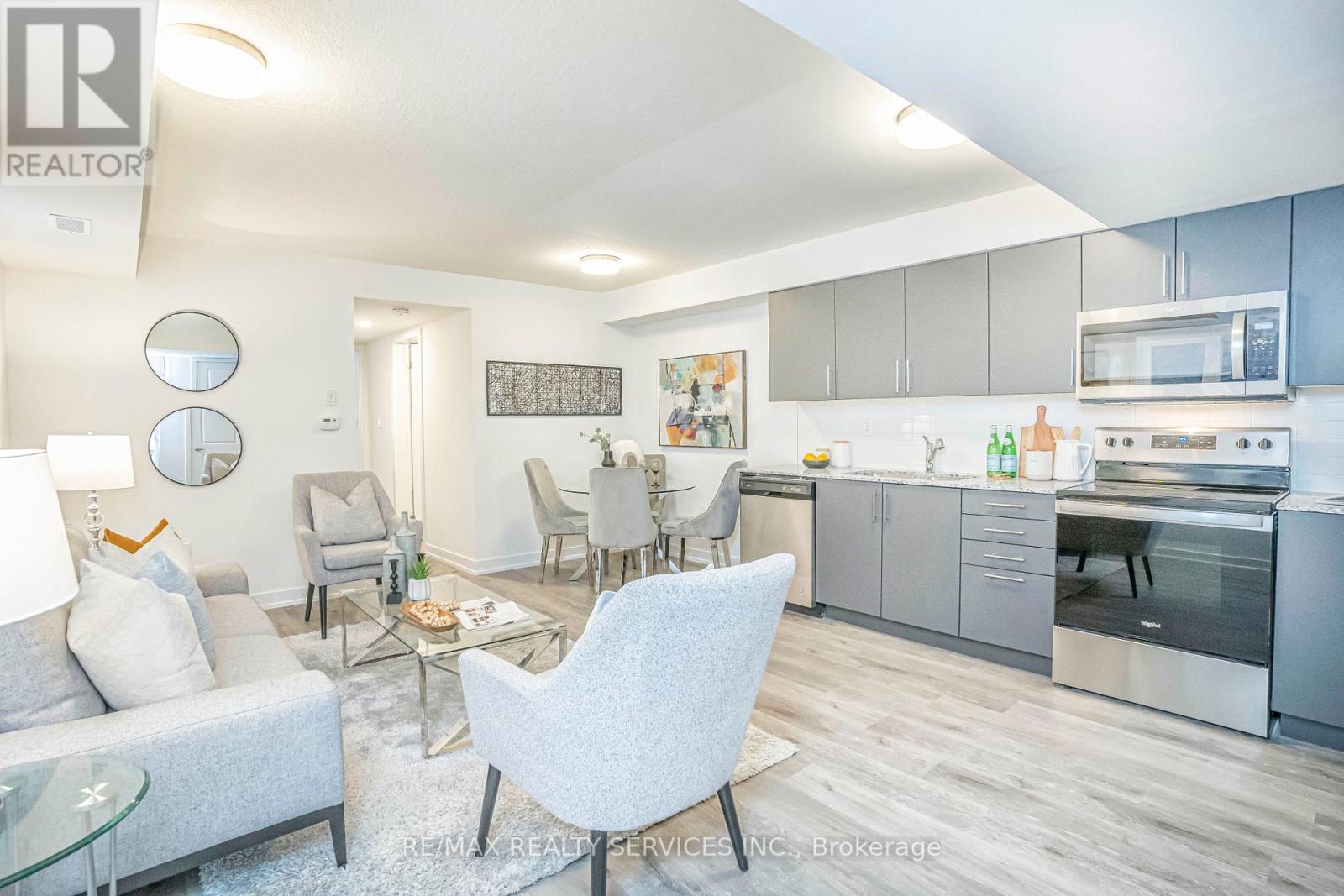 32 - 205 West Oak Trail, Kitchener, Ontario  N2R 0R9 - Photo 12 - X12279701