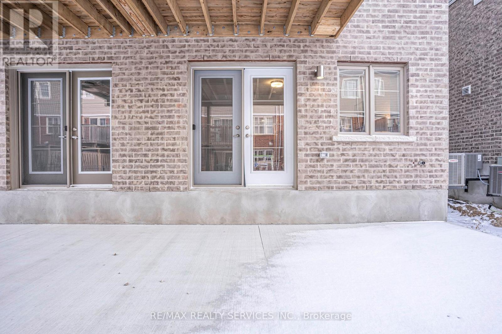 32 - 205 West Oak Trail, Kitchener, Ontario  N2R 0R9 - Photo 26 - X12279701