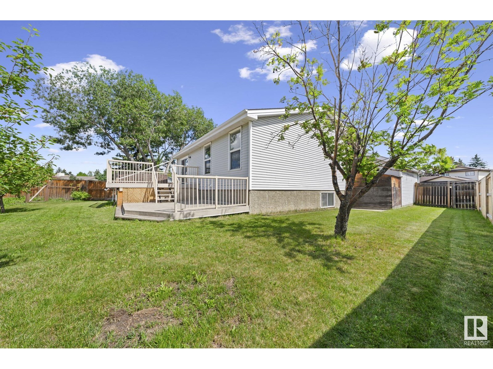 Property at 10458 14 AV NW NW image 5