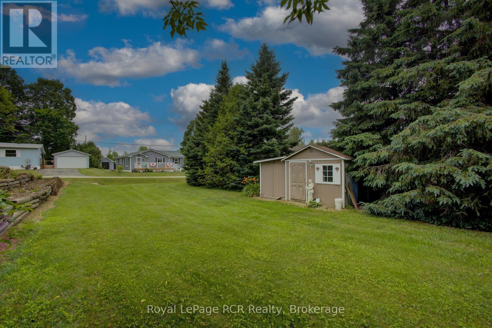 5 Grand Vista Drive, Wellington North, Ontario  N0G 2L0 - Photo 32 - X12279706