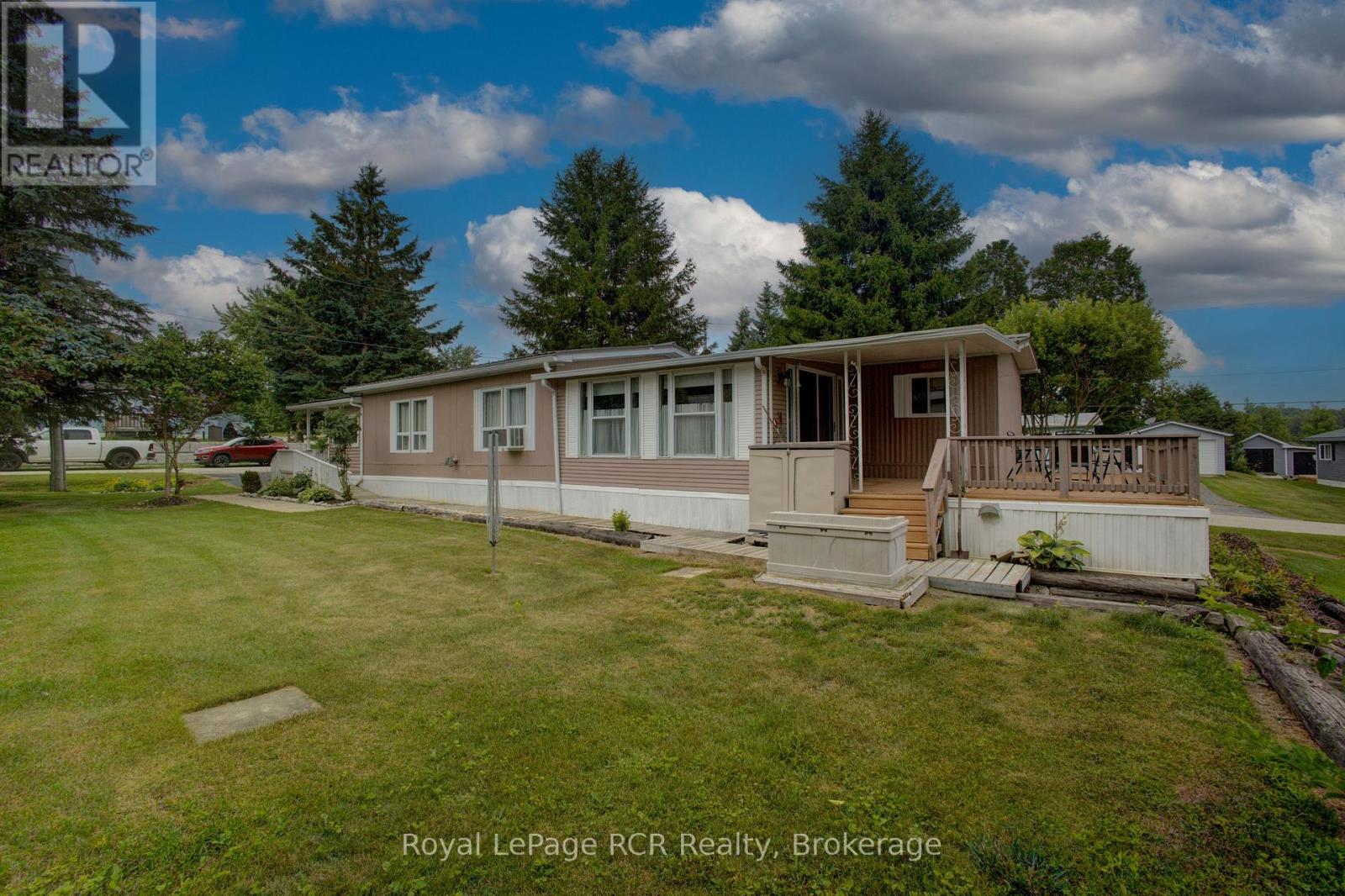 5 Grand Vista Drive, Wellington North, Ontario  N0G 2L0 - Photo 33 - X12279706