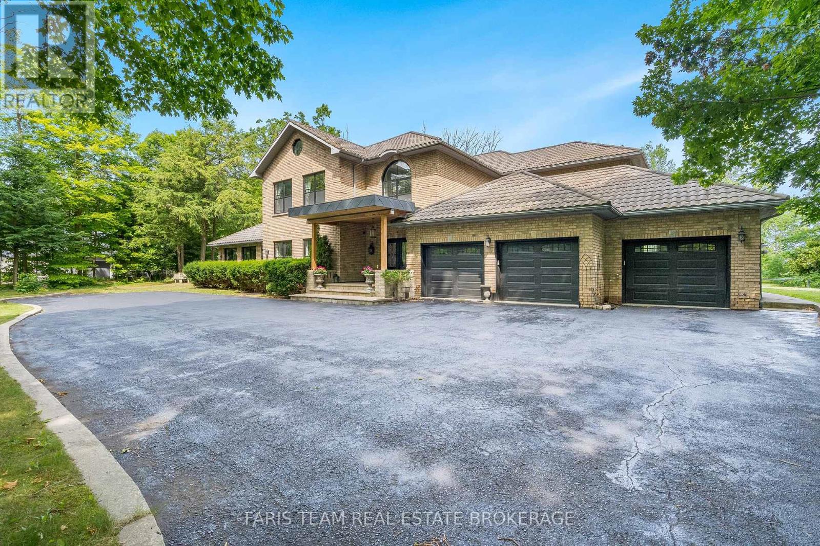 Property at 1826 QUANTZ CRESCENT image 4