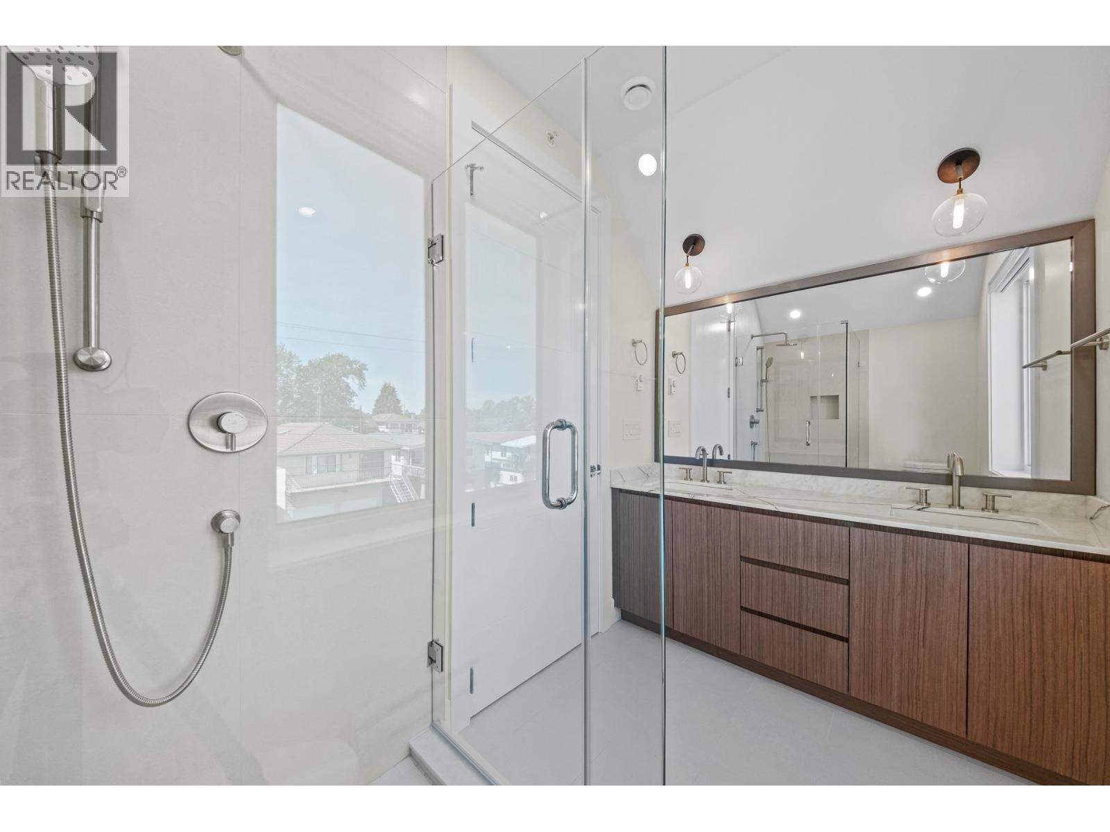 2 4650 Gothard Street, Vancouver, British Columbia  V5R 3K7 - Photo 16 - R3025938