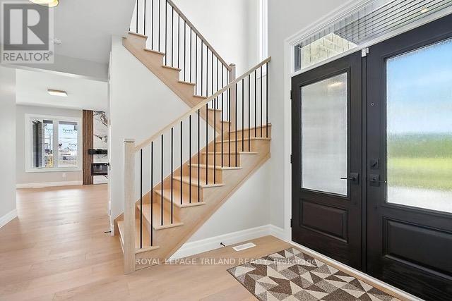 4203 Liberty Crossing, London South, Ontario  N6P 0L1 - Photo 6 - X12280055