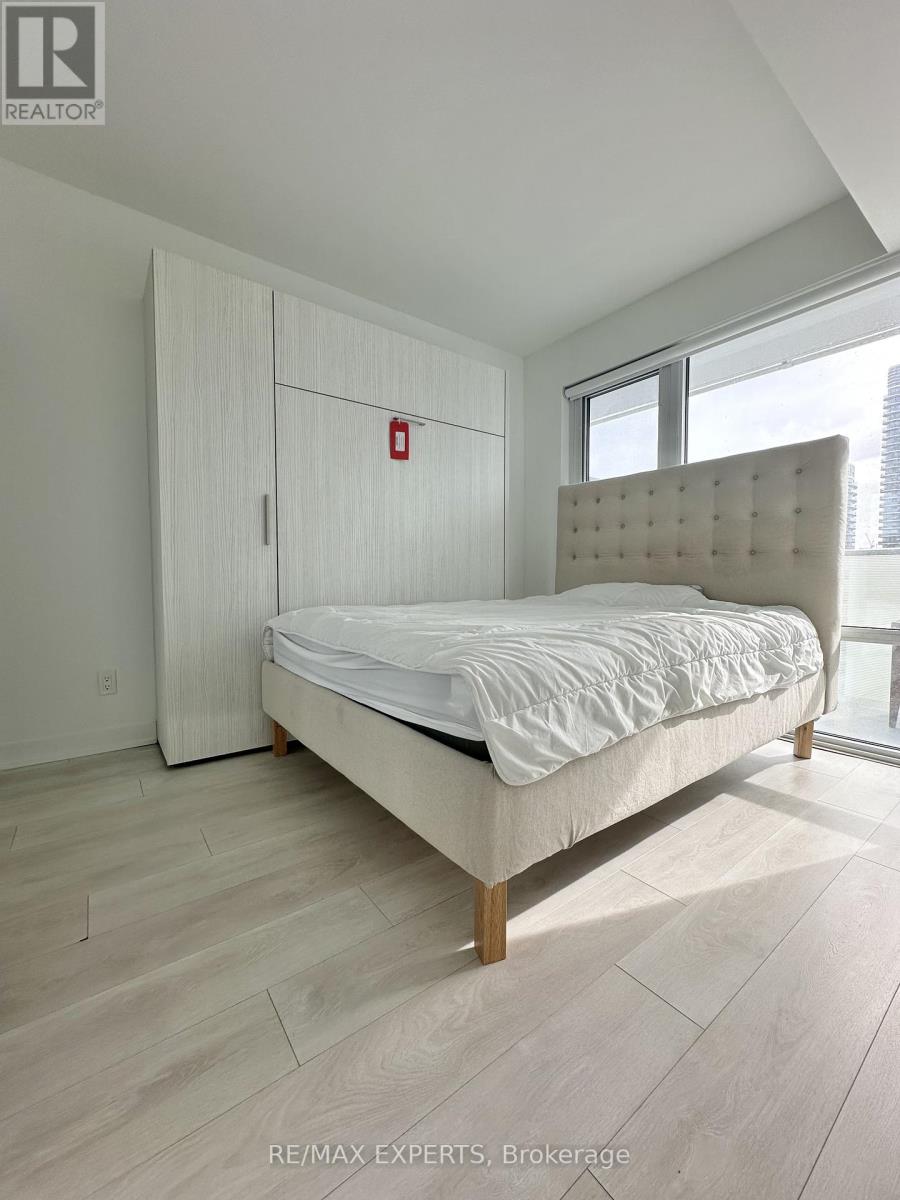 1310 - 501 Yonge Street, Toronto, Ontario  M4Y 0H2 - Photo 9 - C12279888