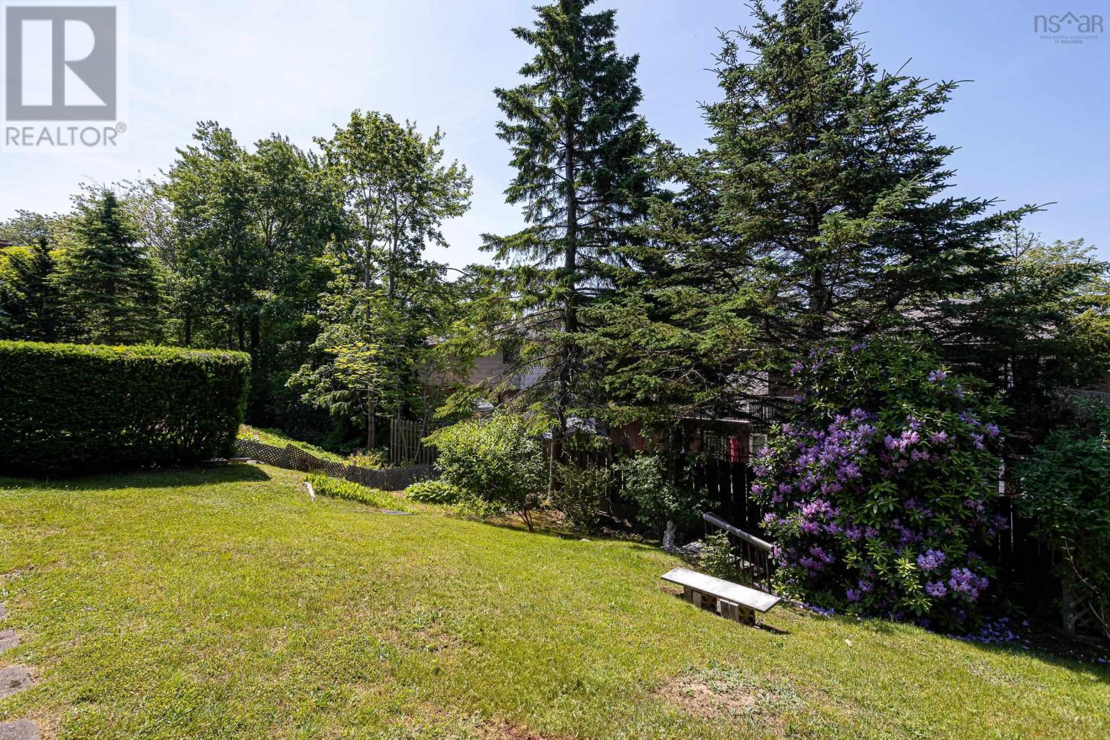 Property at 10 Wheatstone Heights image 5