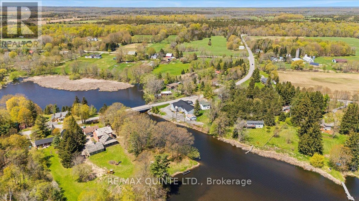 911-913 County Road 13, Prince Edward County, Ontario  K0K 2P0 - Photo 24 - X12279956