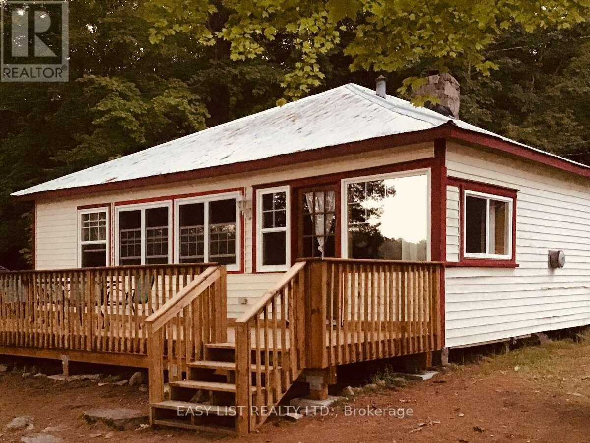 1045 Reynolds Road, Minden Hills, Ontario  K0M 2K0 - Photo 11 - X12279914