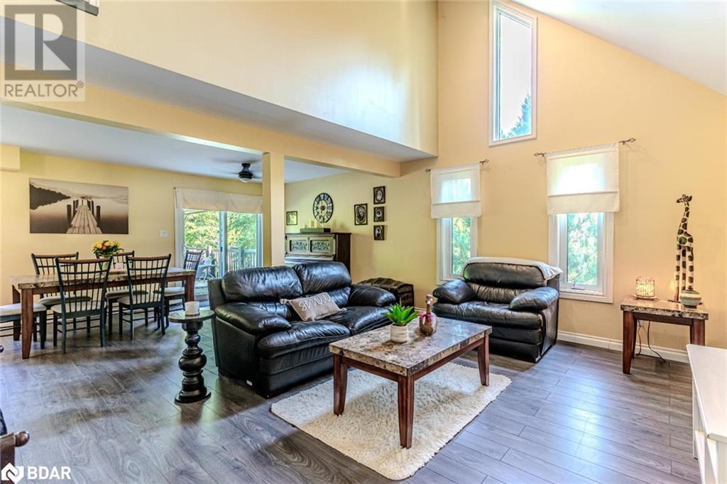 Property at 26 ROYAL BEECH Drive image 5