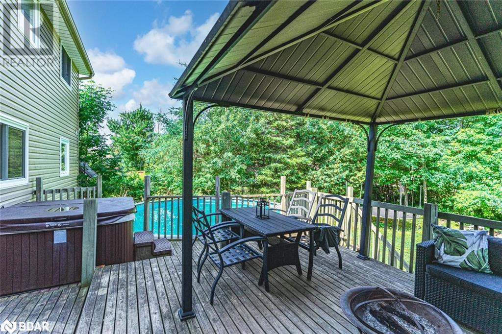 Property at 26 ROYAL BEECH Drive image 3
