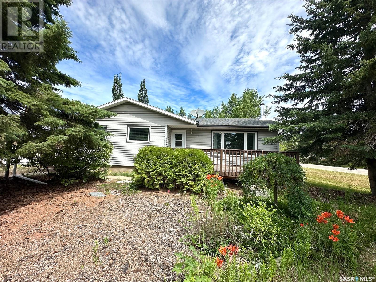 101 1st Avenue, Medstead, Saskatchewan  S0M 1W0 - Photo 3 - SK012160