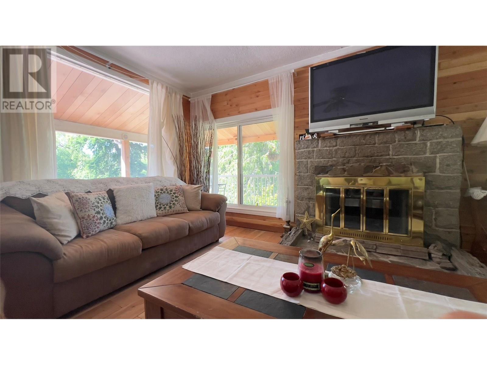 617 Payne Street, Creston, British Columbia  V0B 1G6 - Photo 31 - 10352493