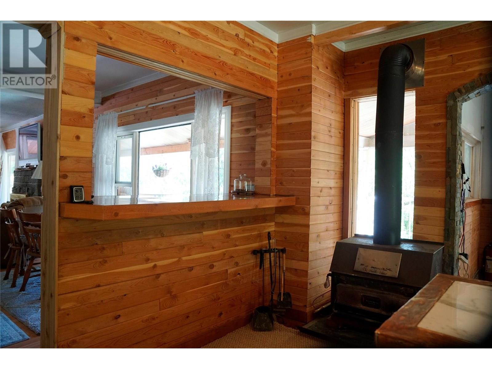 617 Payne Street, Creston, British Columbia  V0B 1G6 - Photo 22 - 10352493