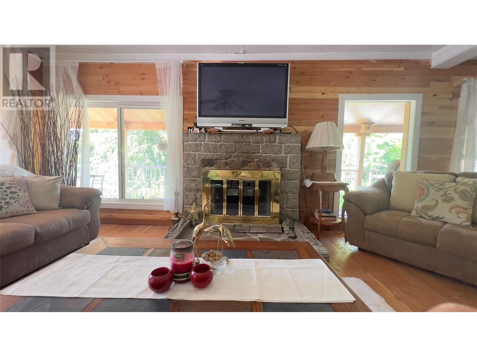 617 Payne Street, Creston, British Columbia  V0B 1G6 - Photo 30 - 10352493
