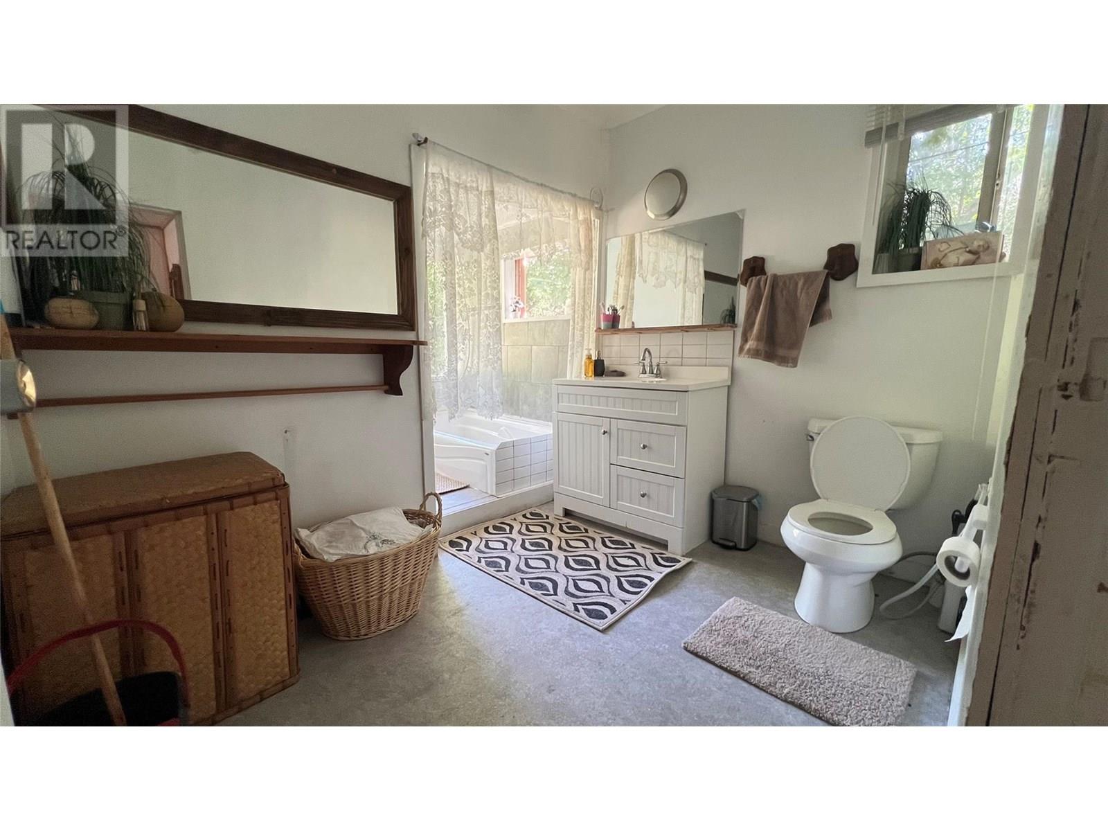 617 Payne Street, Creston, British Columbia  V0B 1G6 - Photo 26 - 10352493