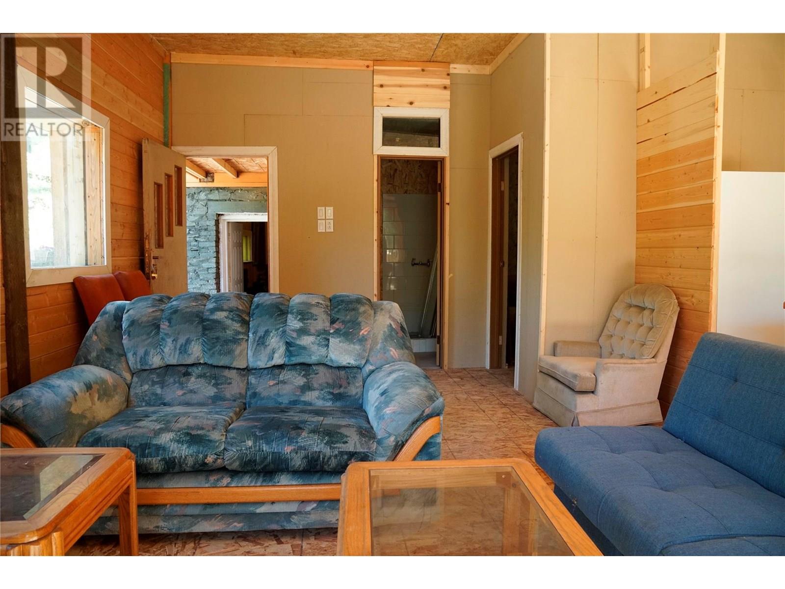 617 Payne Street, Creston, British Columbia  V0B 1G6 - Photo 37 - 10352493