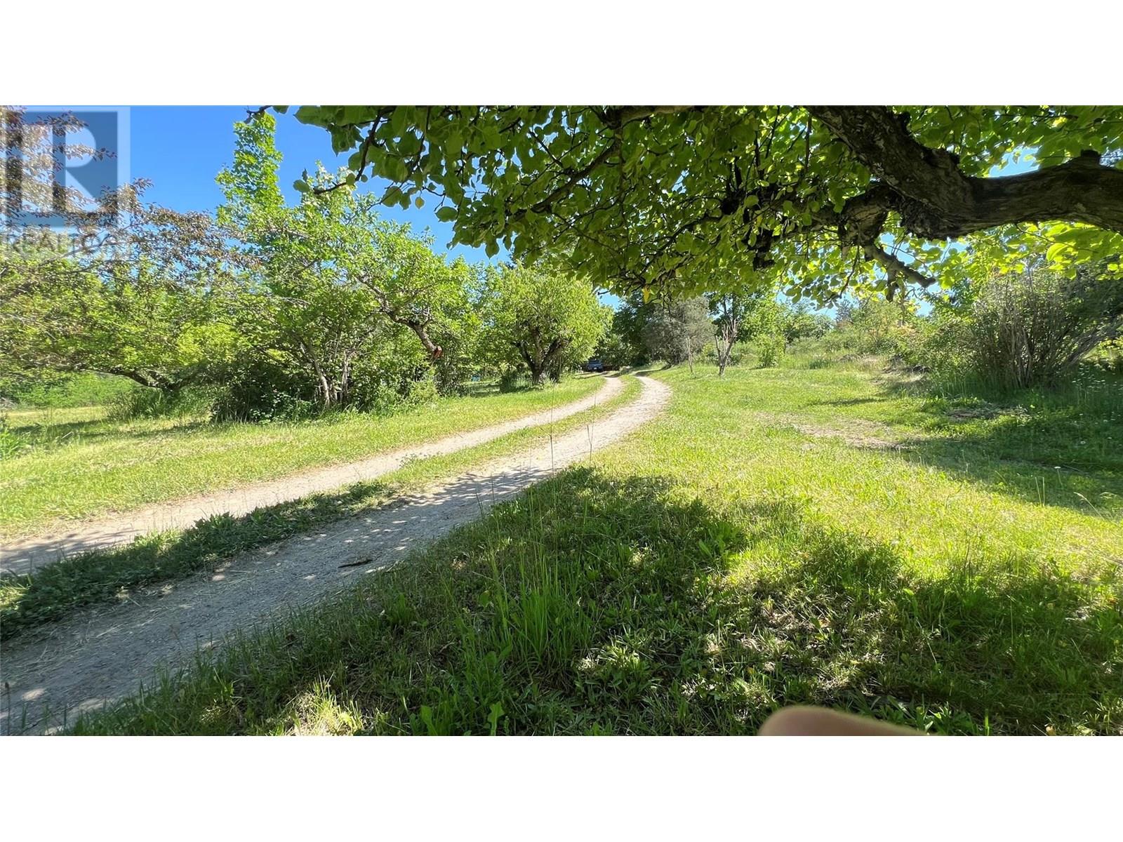 617 Payne Street, Creston, British Columbia  V0B 1G6 - Photo 3 - 10352493