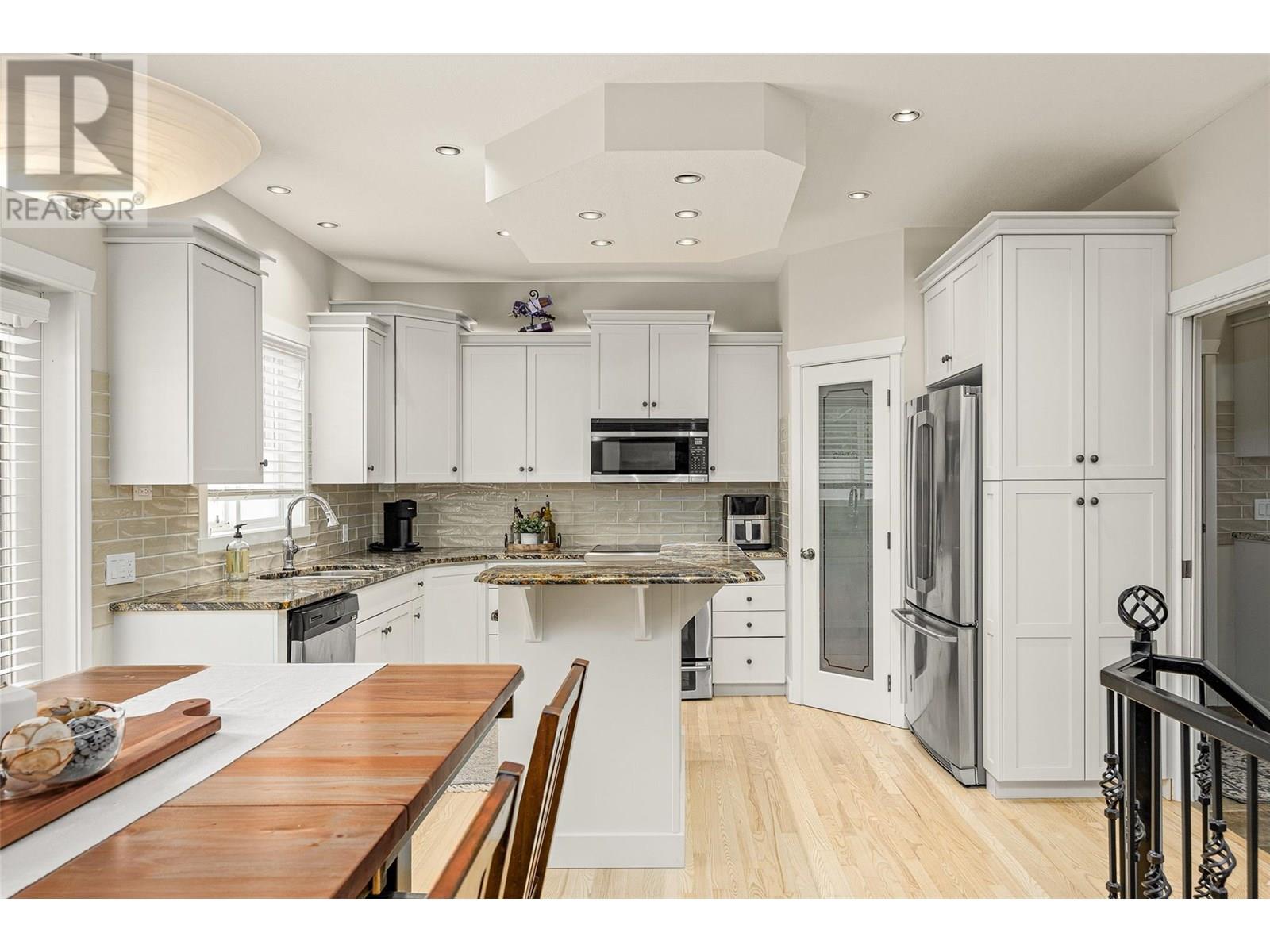 Property at 244 Terrace Drive image 3