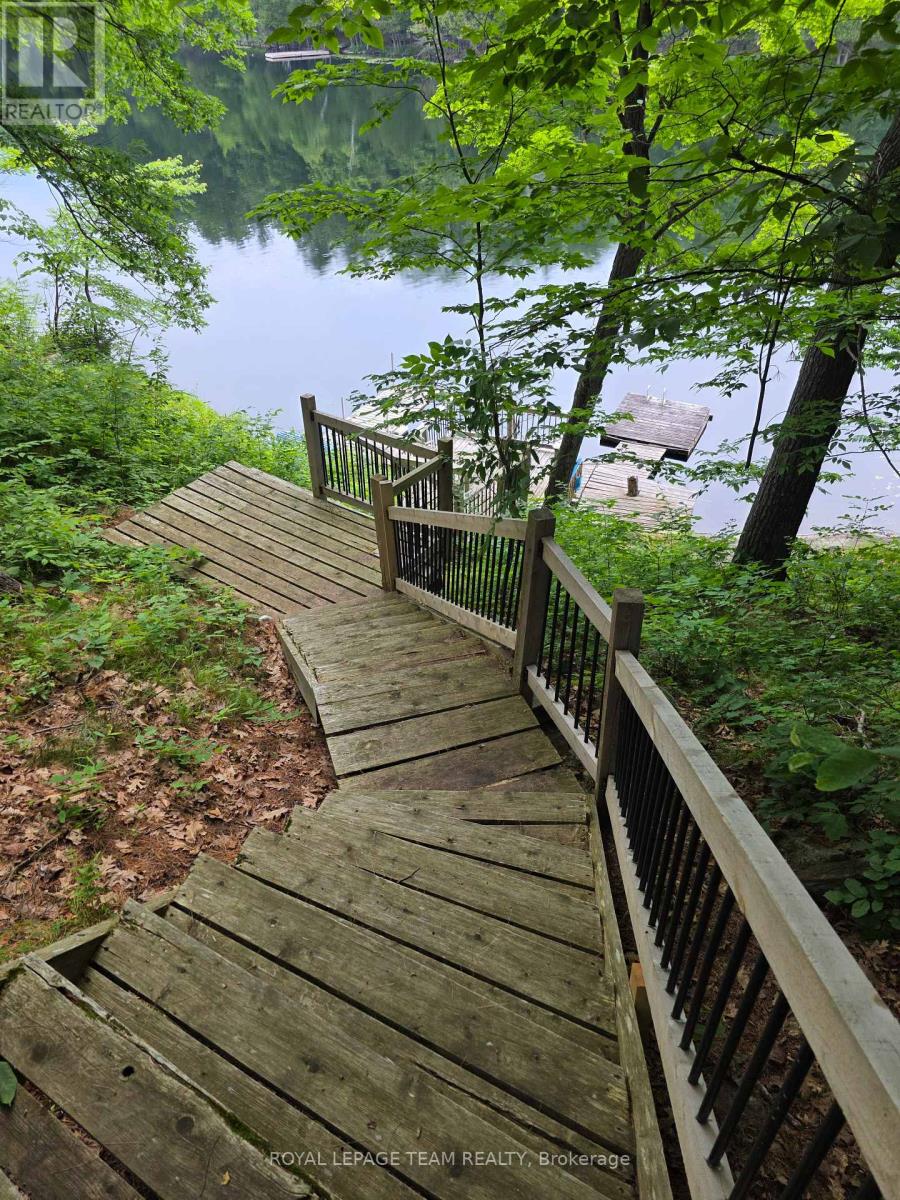 315 Silvery Lane, Tay Valley, Ontario  K0G 2B0 - Photo 24 - X12279922