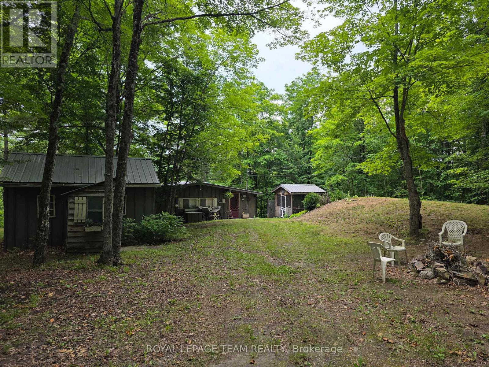315 Silvery Lane, Tay Valley, Ontario  K0G 2B0 - Photo 14 - X12279922