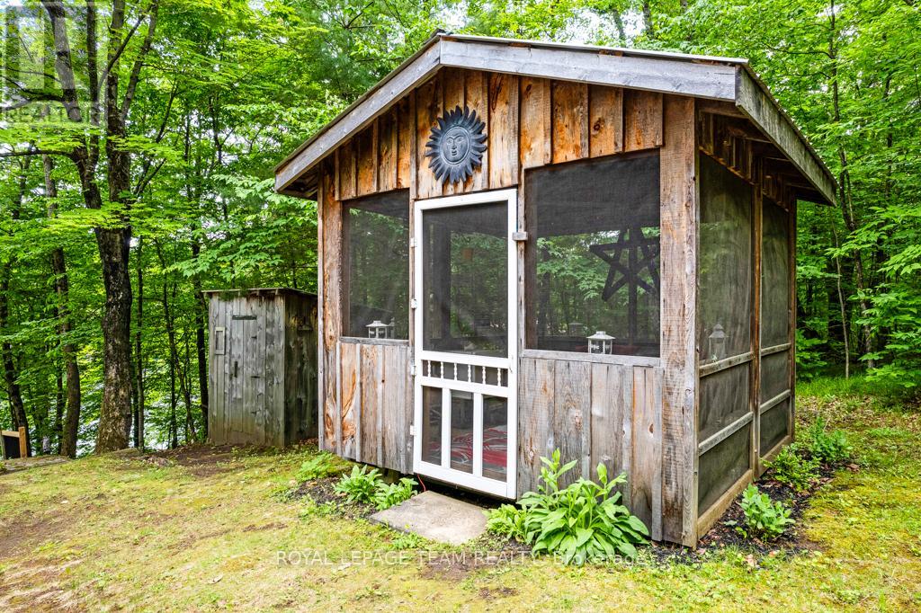 315 Silvery Lane, Tay Valley, Ontario  K0G 2B0 - Photo 13 - X12279922