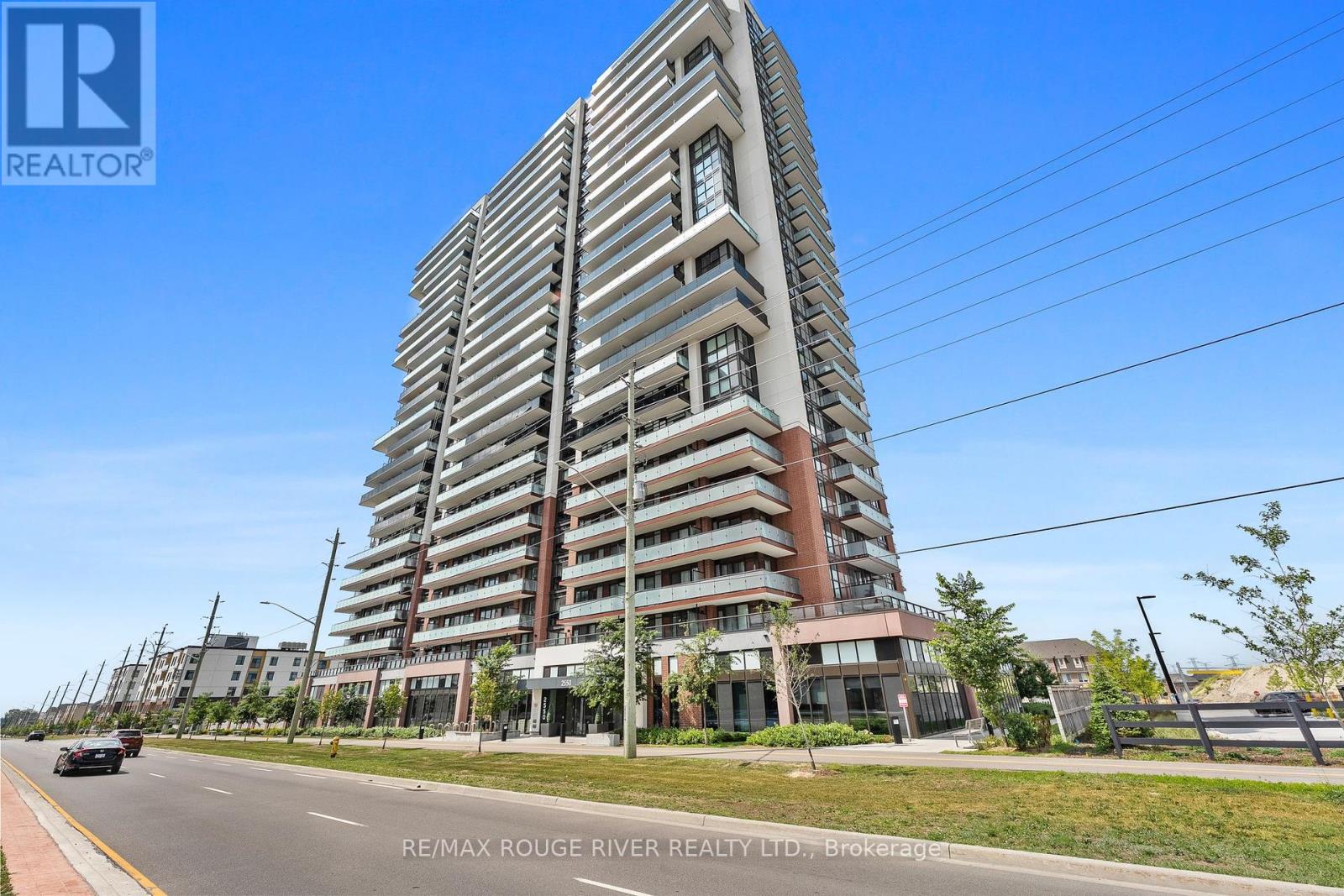 Property at 1520 - 2550 SIMCOE STREET N image 2