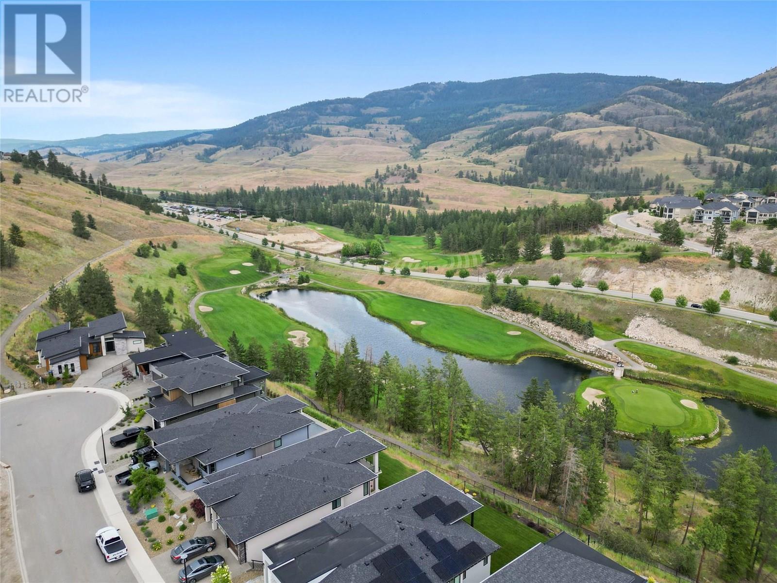 Property at 869 Carnoustie Drive image 3