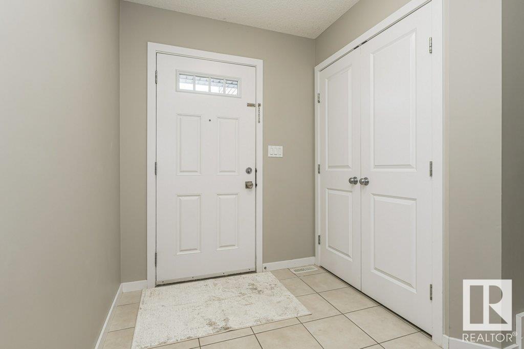 Property at 5309 14 AV SW image 2