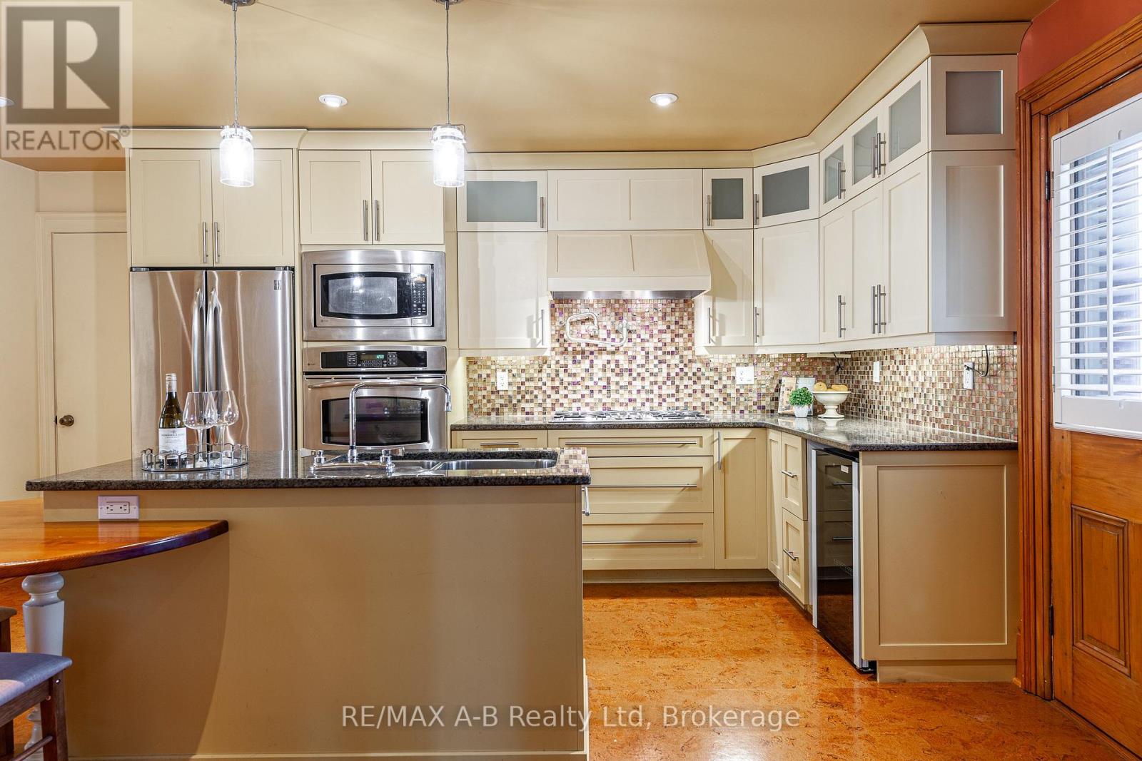 21 Birmingham Street, Stratford, Ontario  N5A 2S5 - Photo 17 - X12278327