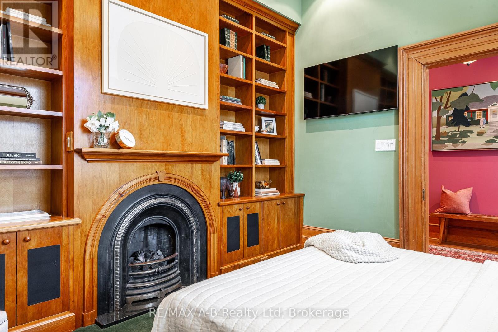 21 Birmingham Street, Stratford, Ontario  N5A 2S5 - Photo 6 - X12278327