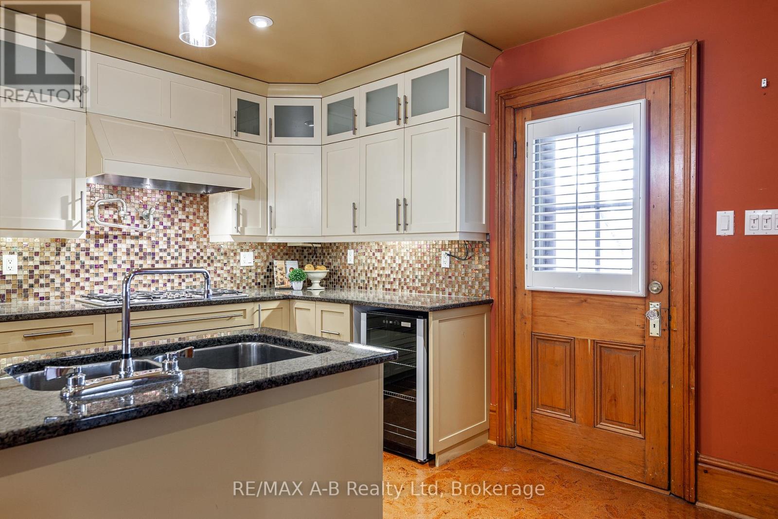 21 Birmingham Street, Stratford, Ontario  N5A 2S5 - Photo 20 - X12278327
