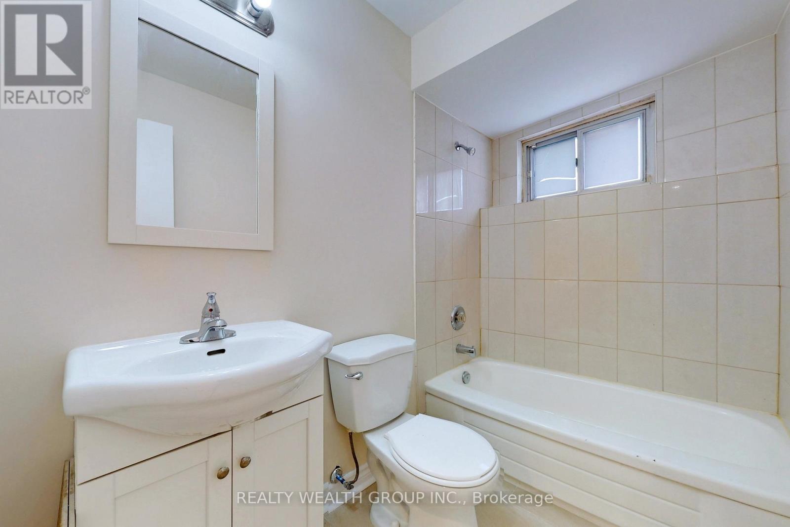 6068a Yonge Street, Toronto, Ontario  M2M 3W6 - Photo 14 - C12280018