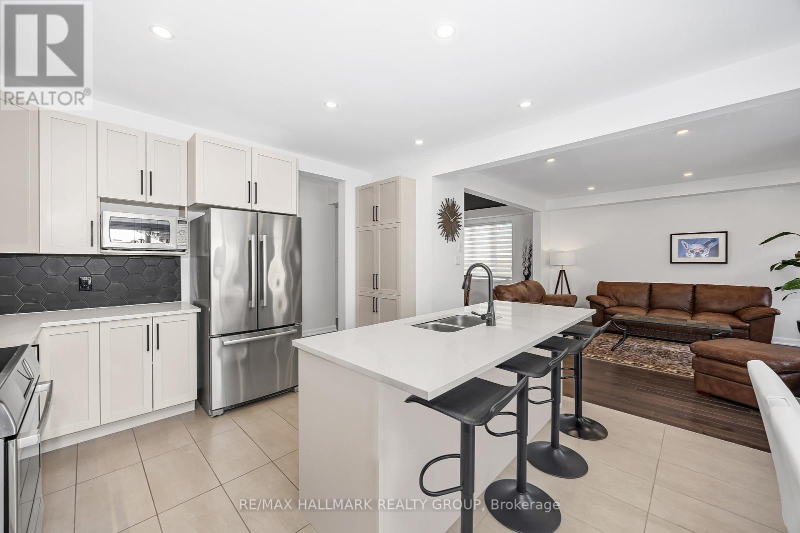 756 Cappamore Drive, Ottawa, Ontario  K2J 6W3 - Photo 10 - X12270189