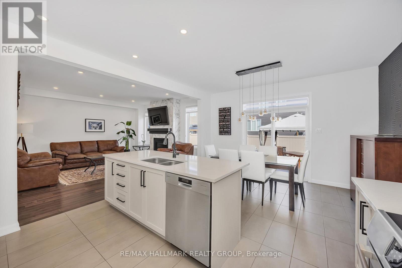 756 Cappamore Drive, Ottawa, Ontario  K2J 6W3 - Photo 6 - X12270189