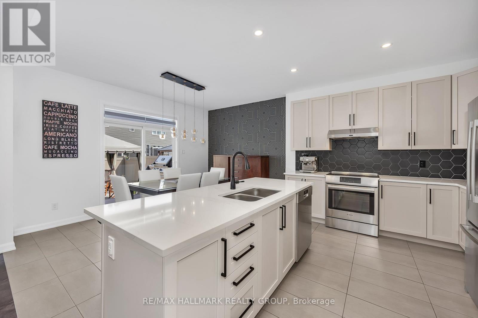 756 Cappamore Drive, Ottawa, Ontario  K2J 6W3 - Photo 8 - X12270189