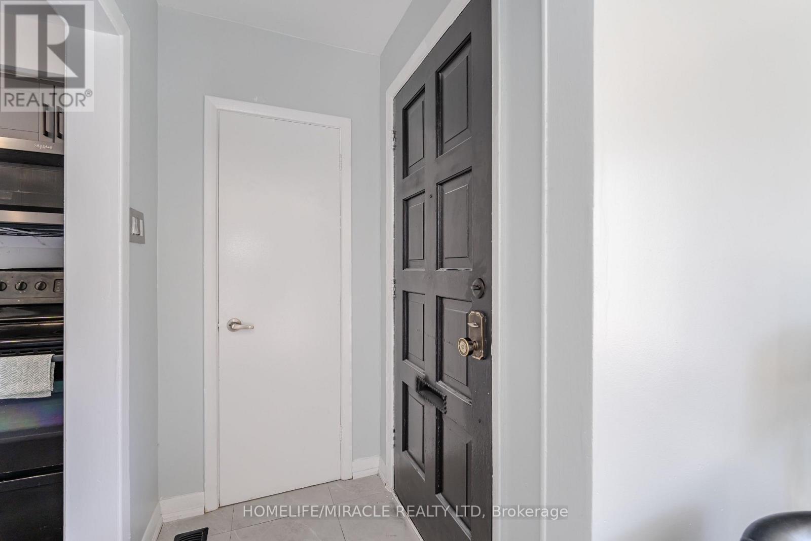 Property at 98 NELSON STREET image 5