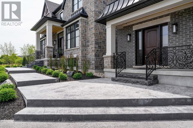 Property at 101 GRINDELWALD COURT image 2
