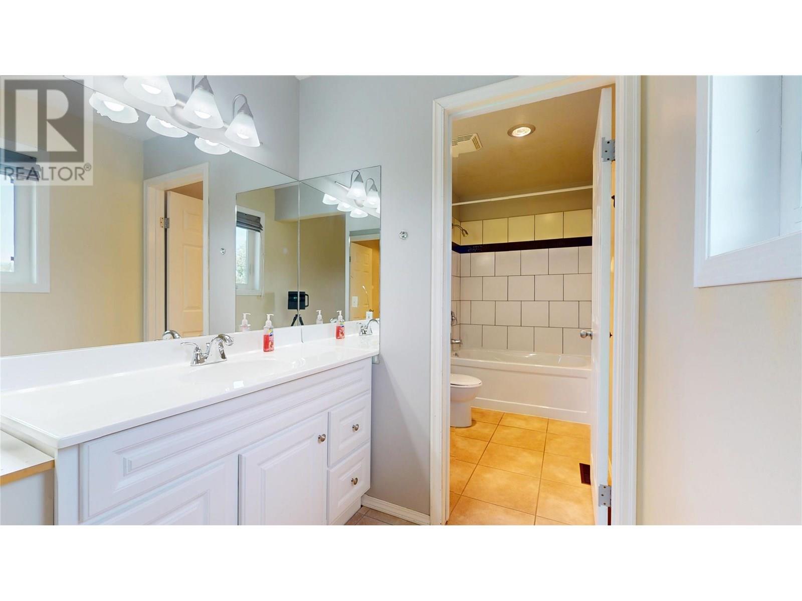 717 27th Avenue S, Cranbrook, British Columbia  V1C 3J6 - Photo 25 - 10355333