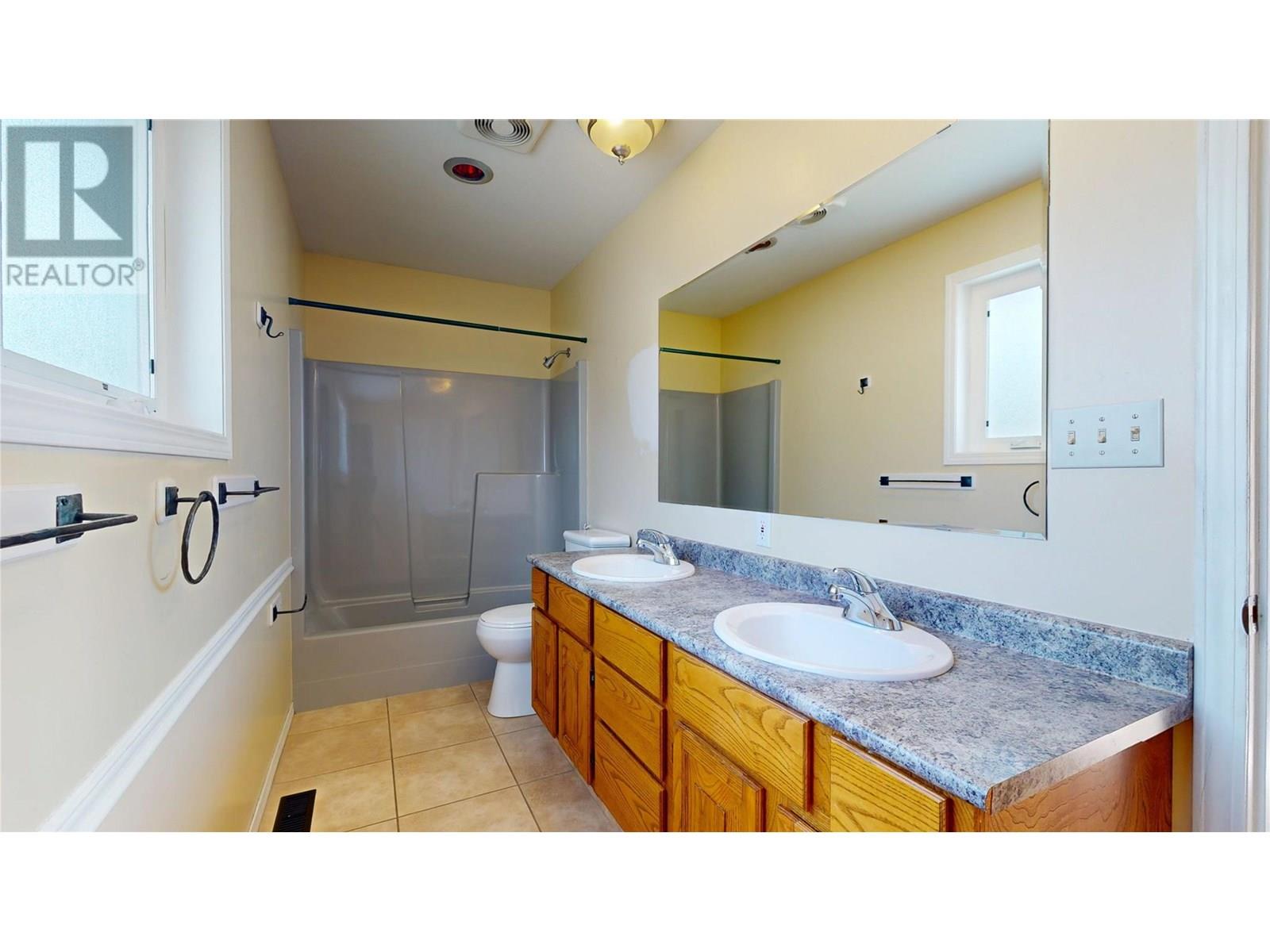 717 27th Avenue S, Cranbrook, British Columbia  V1C 3J6 - Photo 31 - 10355333