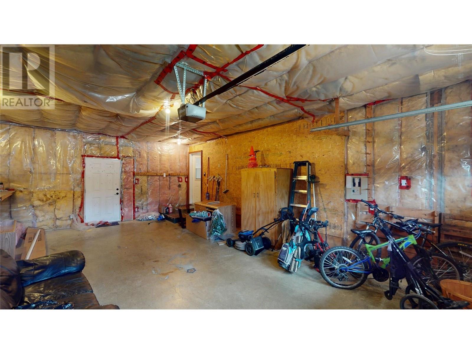717 27th Avenue S, Cranbrook, British Columbia  V1C 3J6 - Photo 44 - 10355333