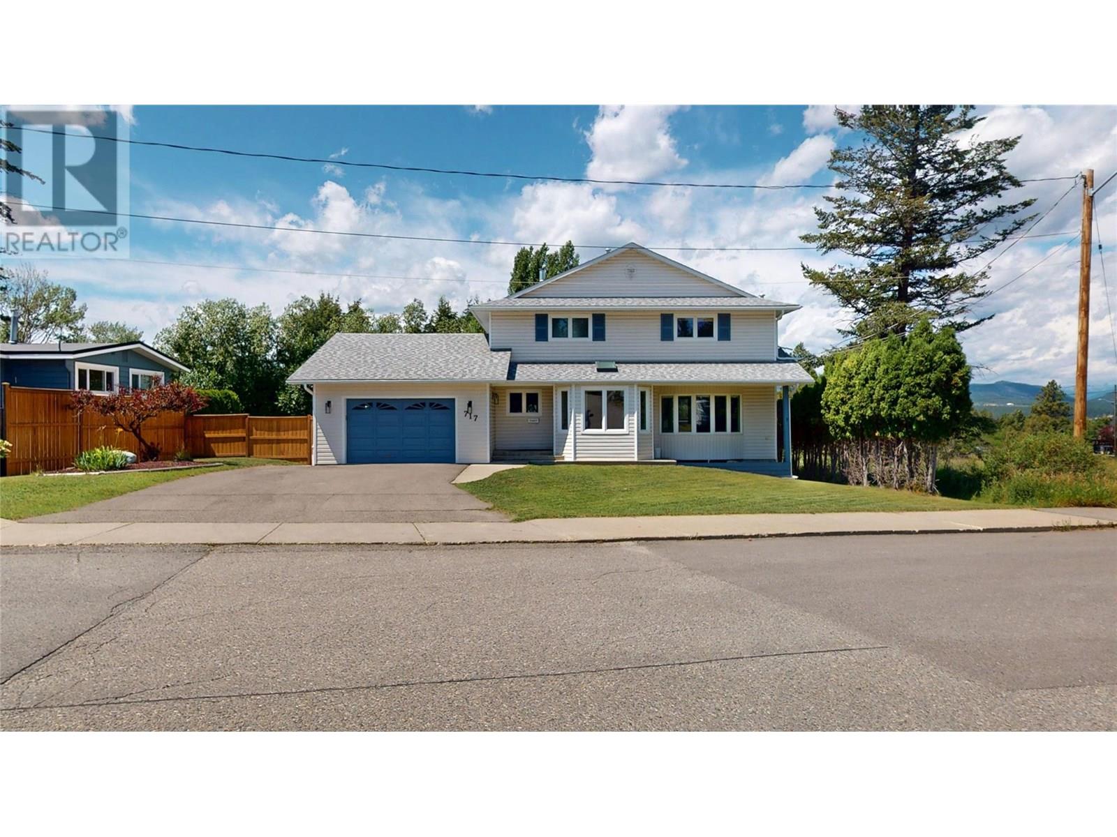 717 27th Avenue S, cranbrook, British Columbia