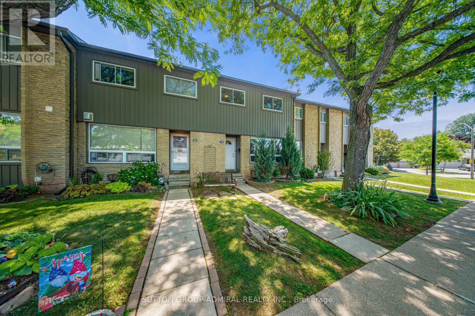Property at 3 - 1517 ELM ROAD image 1