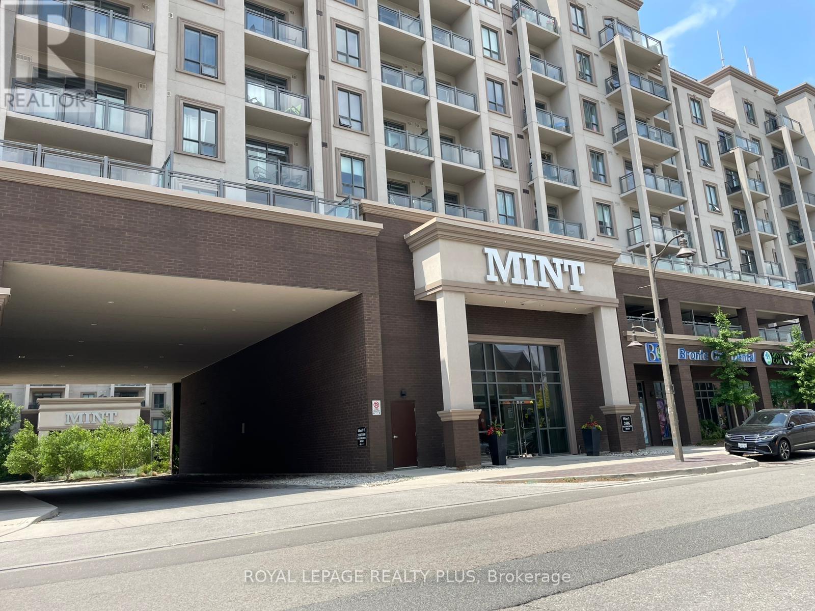 109 - 2486 OLD BRONTE ROAD, Oakville, Ontario