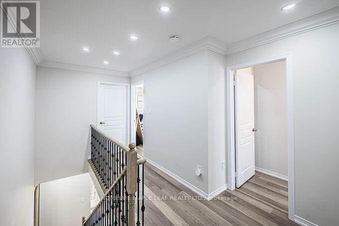 68 Fallmeadow Circle, Brampton, Ontario  L6Y 0Y7 - Photo 30 - W12280060