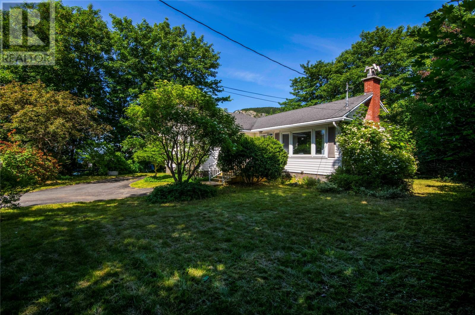 Property at 6 Topsail Beach Road image 2