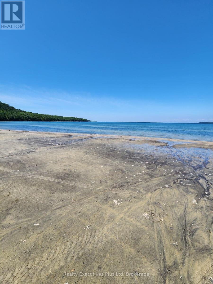 13 Jidamo Miikaans, Christian Island 30, Ontario  L9M 0A9 - Photo 3 - S12201806